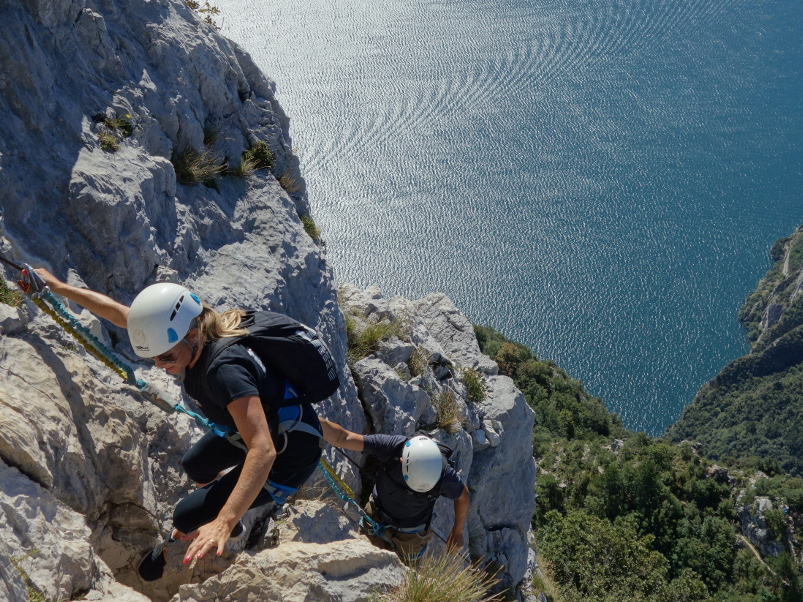 quale-attrezzatura-serve-per-fare-una-via-ferrata-guide-alpine